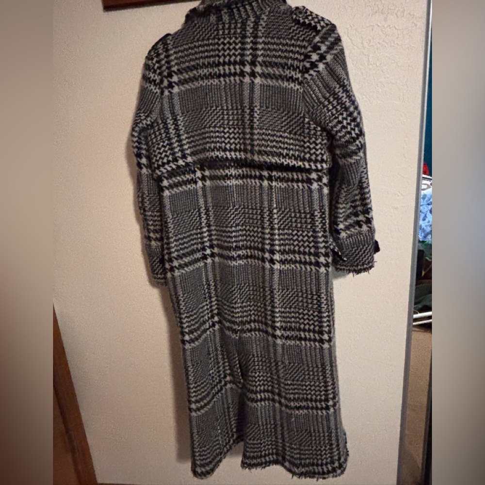 Free People Black and White Houndstooth Wool-Blend Raw Edge Long Coat - Picture 4 of 16